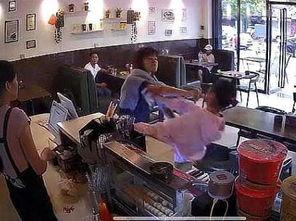 插队女子 爆料视频大全,揭秘排队背后的真相与争议