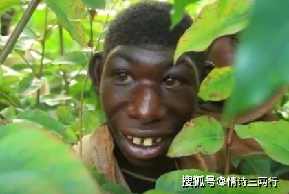 吃瓜长得像猴子的网红,吃瓜达人化身猴王，走红网络！”